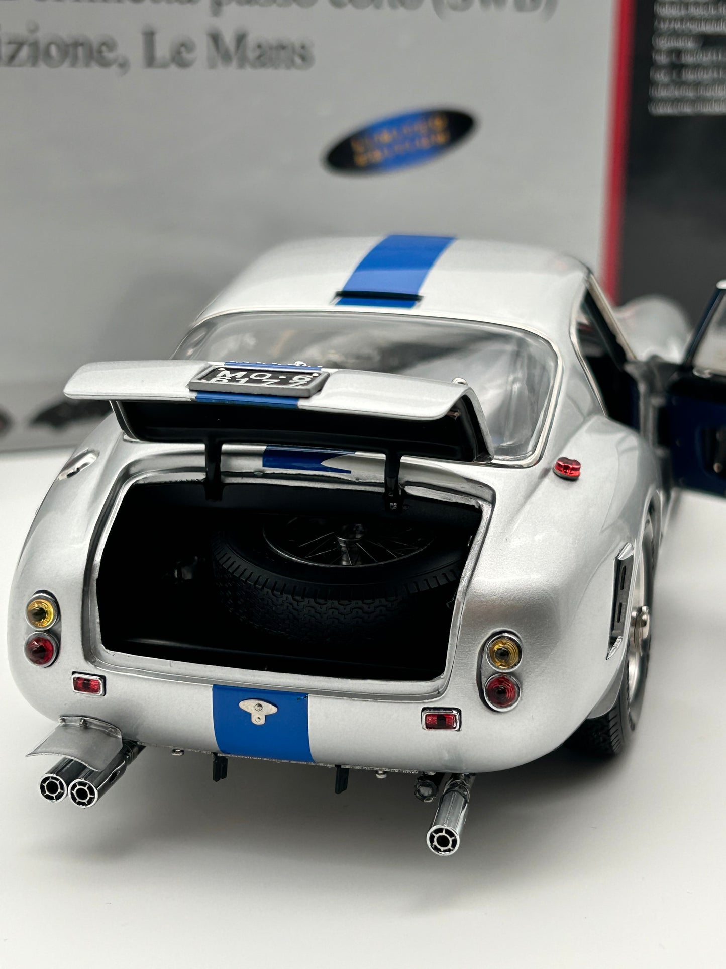 CMC 1/18 Ferrari 250 GT Berlinetta passo corto (SWB) Competizione, Le Mans, 1961