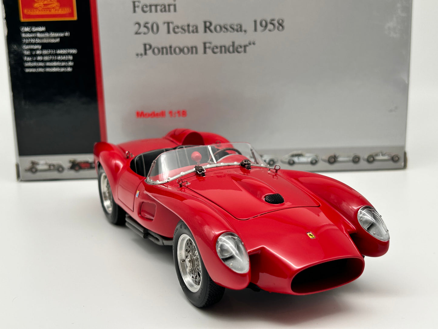CMC 1/18 Ferrari 250 Testa Rossa, 1958, Pontoon Fender