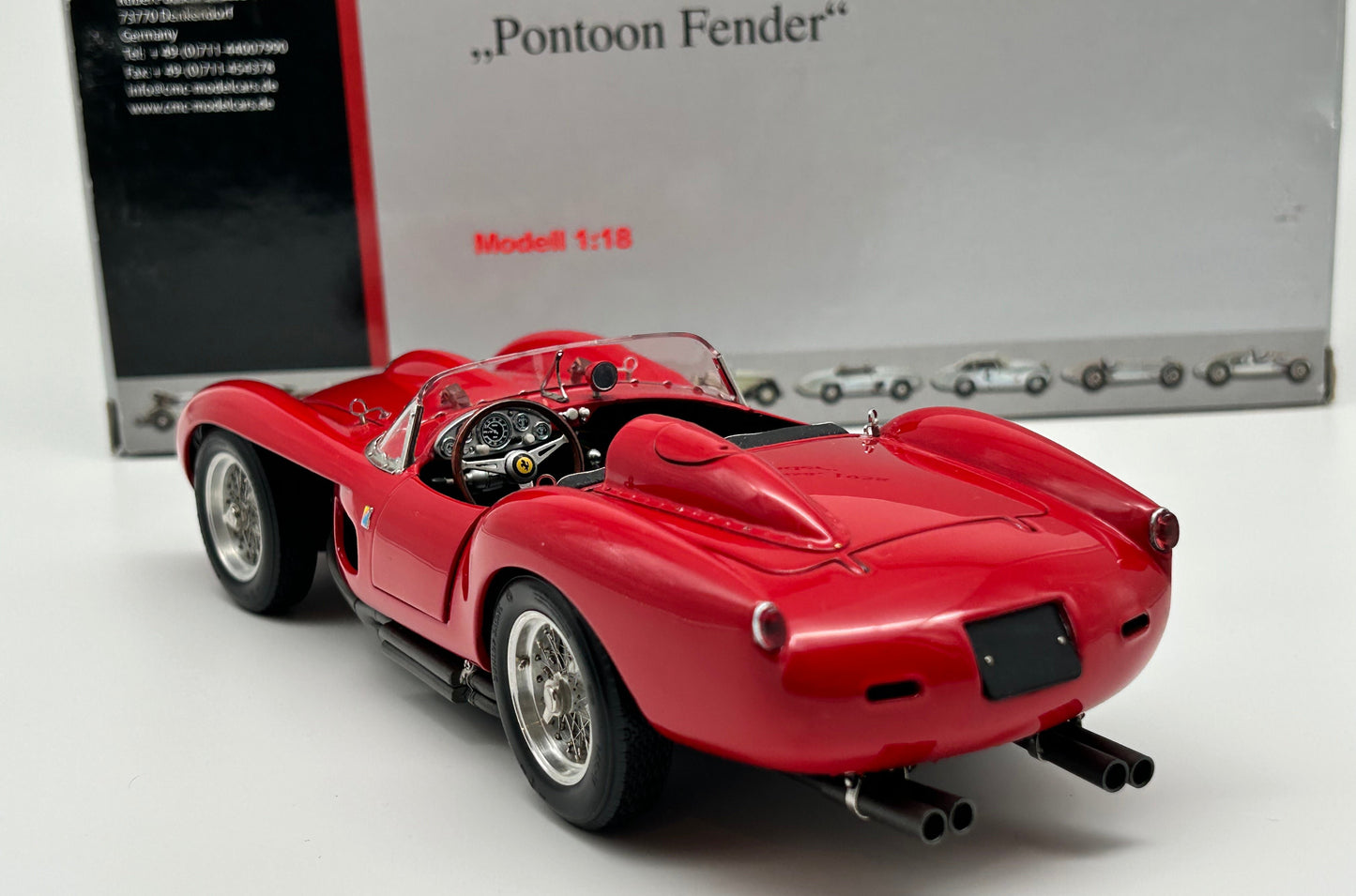 CMC 1/18 Ferrari 250 Testa Rossa, 1958, Pontoon Fender